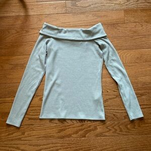 Abercrombie Off the Shoulder Long Sleeve